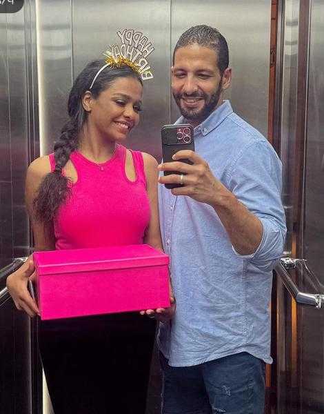 أسماء أبو اليزيد توجه رسالة لخطيبها في حفل عيد ميلادها