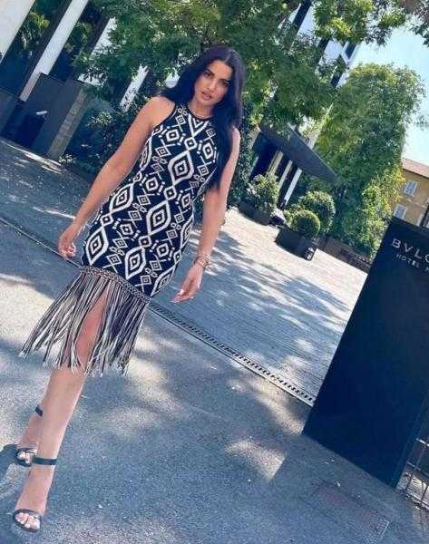 درة تخطف أنظار متابعيها في أحدث جلسة تصوير لها