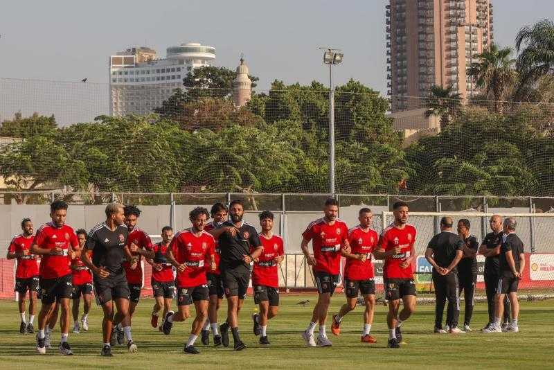 الأهلي يخوض مرانه الوحيد في تنزانيا استعدادًا لمواجهة سيمبا