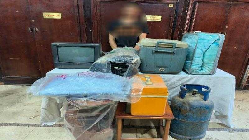 ضبط شخص سرق منقولات من داخل شقة سكنية بالأزبكية