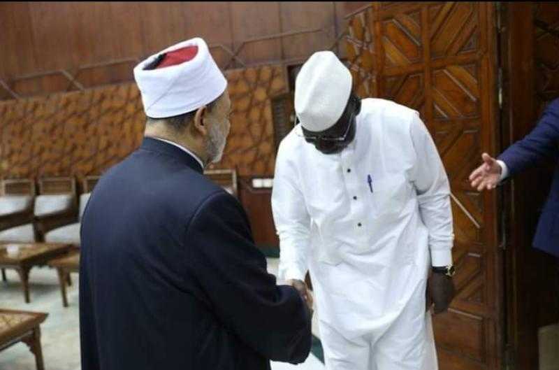 شيخ الأزهر يستقبل وزير دفاع غينيا كوناكري