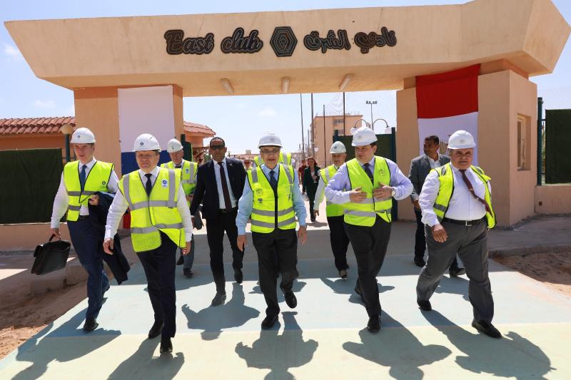 تفاصيل زيارة وزير الكهرباء ورئيس «المحطات النووية» لمحطة الضبعة.. صور