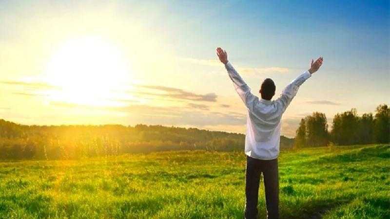 قد تصل للإصابة بالسرطان.. مخاطر التعرض لأشعة الشمس لفترات طويلة