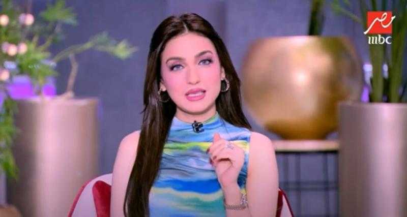 ياسمين عز تنصح الشباب بالزواج من موظفات البنوك: «الشياكة عندهم أسلوب حياة»
