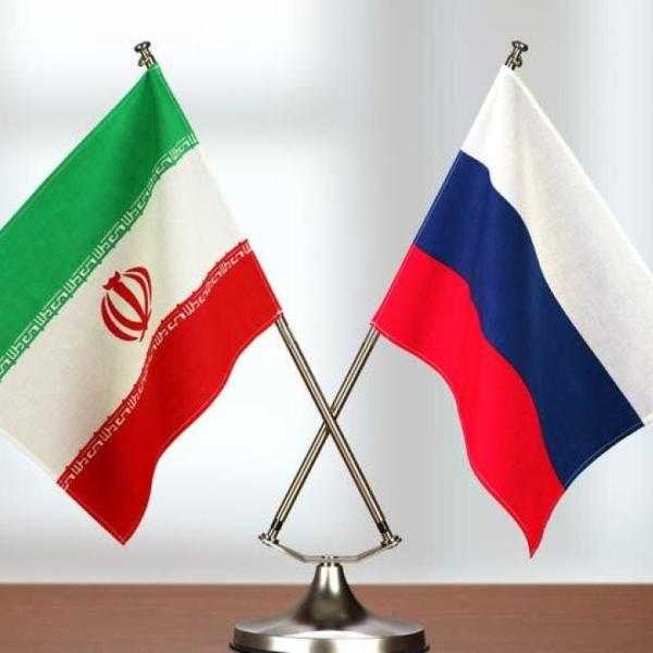 روسيا وإيران تبحثان التعاون العسكري والأمن الإقليمي