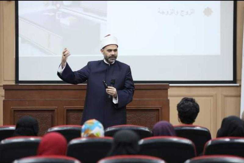 الأزهر يستكمل فعاليات برنامجه للتوعية الأسرية والمجتمعية