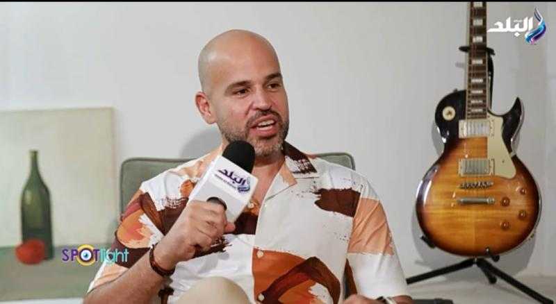 أبو: بشجع الأهلي وأغنية سطلانة خطيرة.. فيديو