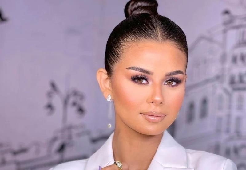 منة عرفة تشارك جمهورها بصور جديدة من عطلتها الصيفية