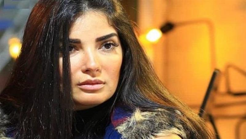 الفنانة بسنت النبراوي