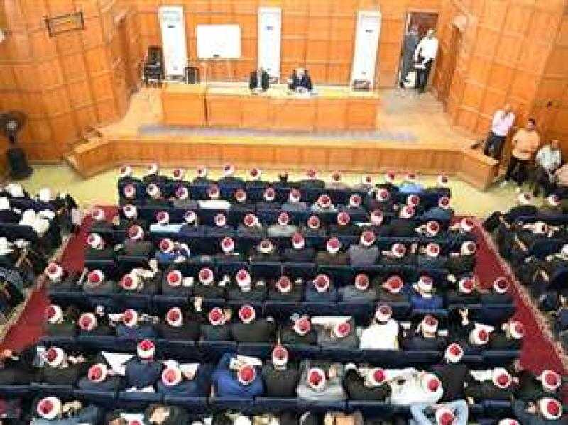 وزير الأوقاف يفتتح أولى دورات اللغة العربية المتخصصة للأئمة والواعظات
