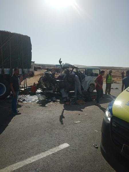 مصرع وإصابة 10 أشخاص في تصادم سيارتين على طريق الضبعة
