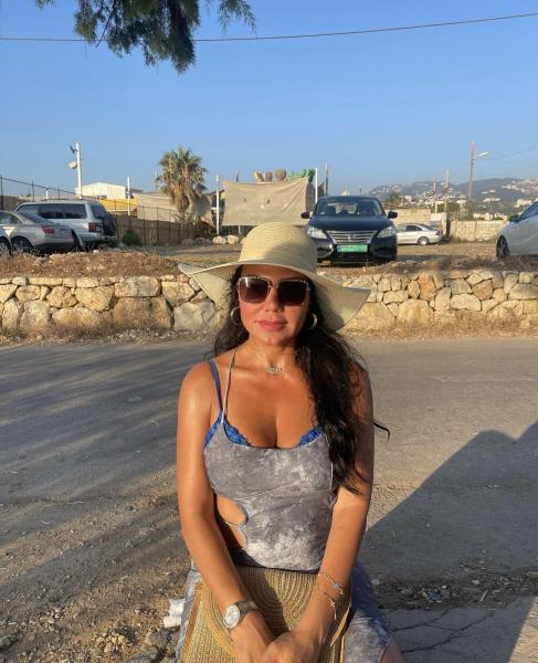 شاهد.. رانيا يوسف في إطلالة جريئة فى رحلتها الصيفية