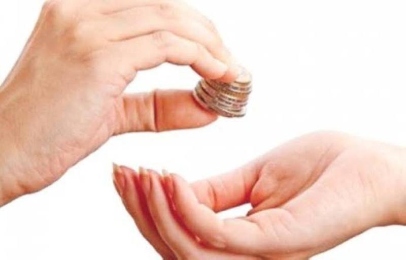 هل الإنفاق على الأبناء واجب؟.. الأزهر يجيب