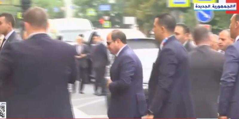 لحظة وصول الرئيس السيسي إلى سان بطرسبرج للمشاركة في القمة الأفريقية الروسية.. فيديو