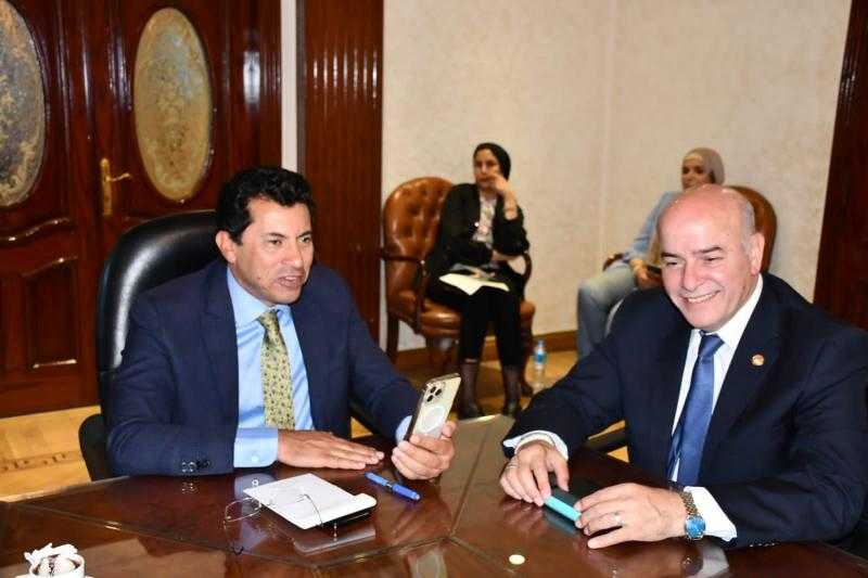 وزير الرياضة يهنئ زياد السيسي لحصده برونزية بطولة العالم