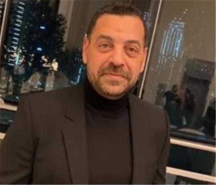 «العمر كله سوا».. إطلالة رومانسية لـ طارق العريان ونيكول سعفان احتفالاً بذكرى زواجهما