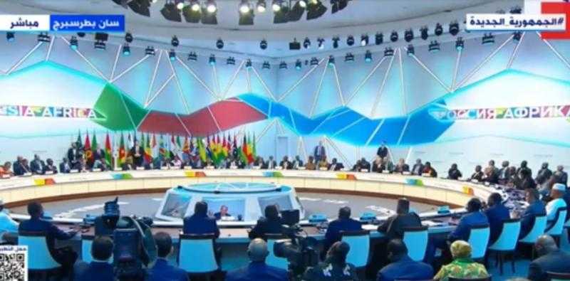 السيسي: دول أفريقيا يجب أن تبقى بمنأى عن مساعي الاستقطاب