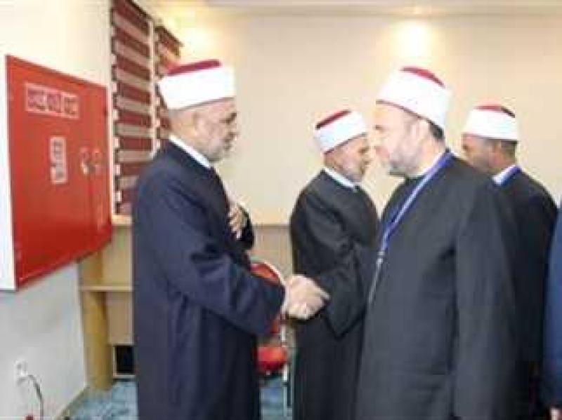 خلال التكريم