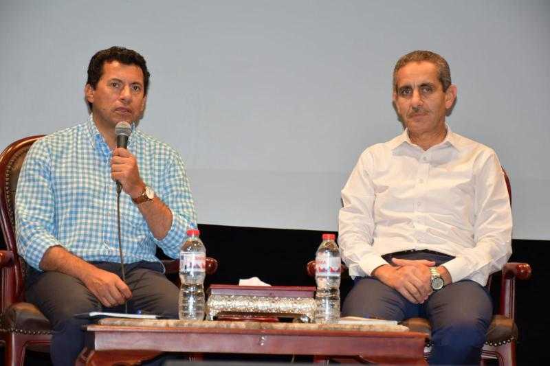 وزير الرياضة يعقد لقاءً حواريًا موسعًا مع الكيانات الشبابية بالغربية