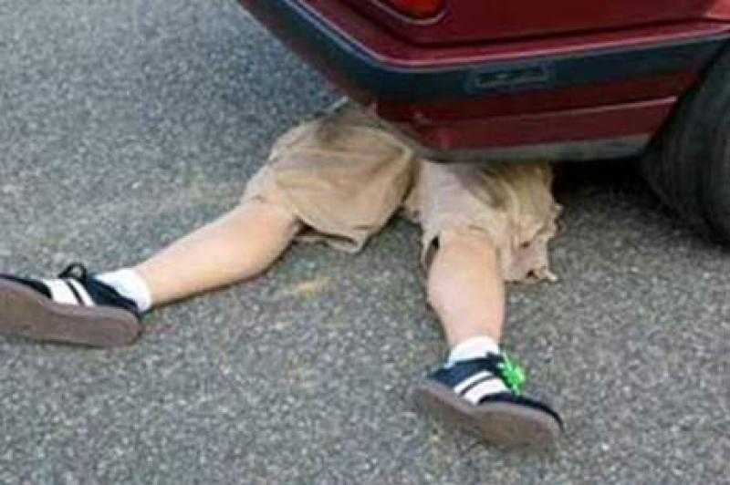 دهس طفل تحت عجلات أتوبيس أجرة في المنوفية