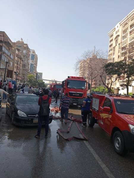 حريق طابقين بعقار مدينة نصر