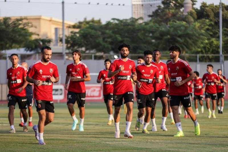 تمهيدا لرحيله.. لاعب الأهلي يغيب عن المران الأخير استعدادا للداخلية