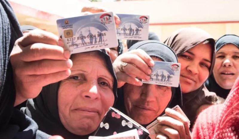 باحثة: 3 مليون أسرة تنفق عليهم المرأة المصرية.. «فيديو»