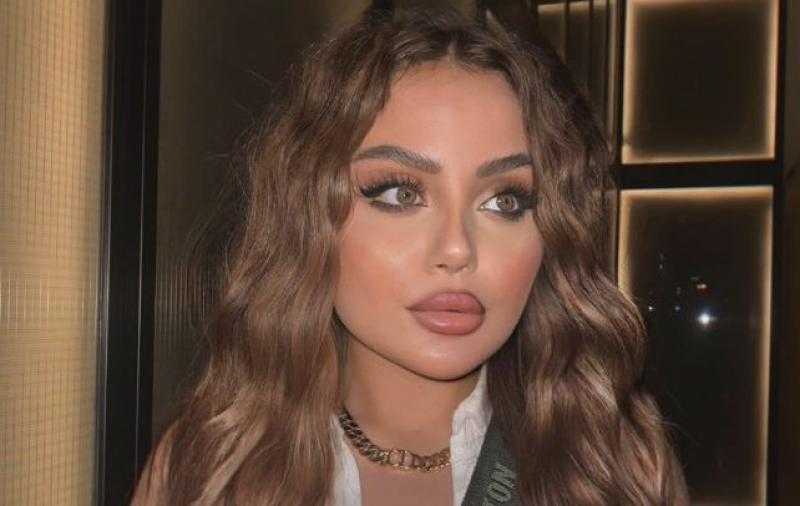 زينب فياض تخطف الأنظار في أحدث ظهور لها