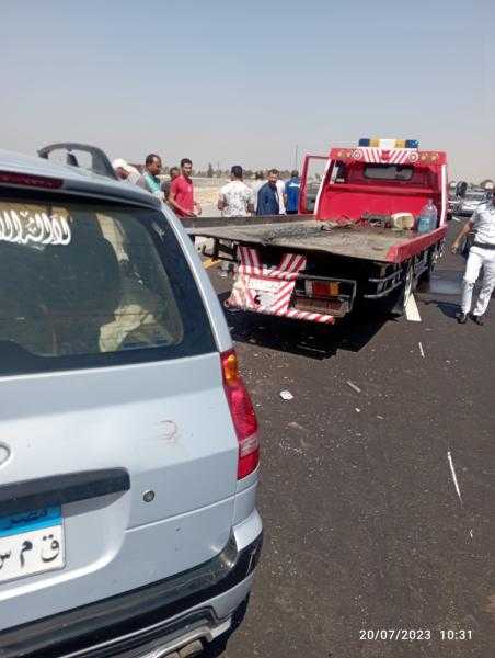 إصابة 4 أشخاص في تصادم ملاكي بالطريق الصحراوي بأطفيح