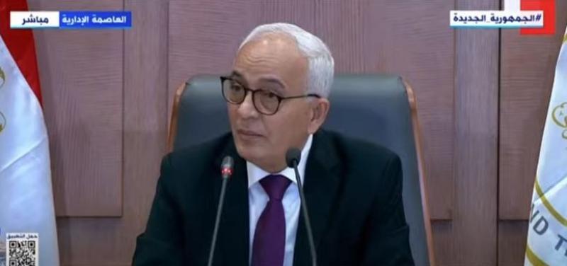 وزير التعليم يستعرض نسب النجاح للشعب الثلاث بالثانوية العامة