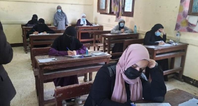 امتحانات الدور الثاني 