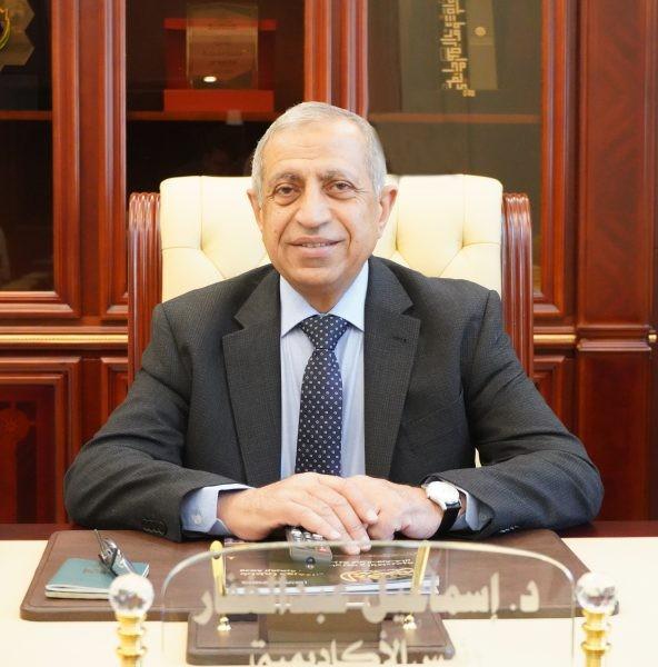 رئيس الأكاديمية العربية يقدم منحة لأوائل الثانوية: «اختاروا الكلية وأعدكم بأفضل مستوى تعليمي».. فيديو