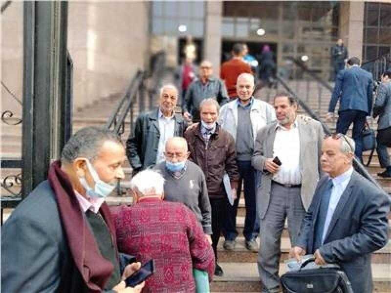 أزمة خانقة تُواجه أصحاب المعاشات.. «سعيد الصباغ» يكشفها - فيديو
