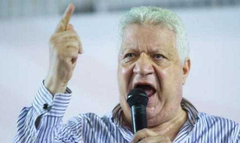 «غدر الصحاب» مرتضى منصور يوجه ضربة قاضية لأحد المقربين منه