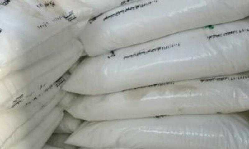 ضبط مصانع أسمدة ومنظفات مخالفة دون تصريح في الإسكندرية