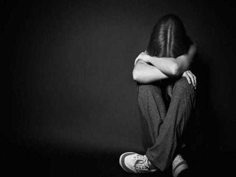 استشاري نفسي عن الاكتئاب: مرض لعين يودي بحياة المصاب به.. «فيديو»
