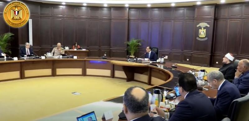 شاهد.. الاجتماع الأسبوعي للحكومة من العلمين الجديدة