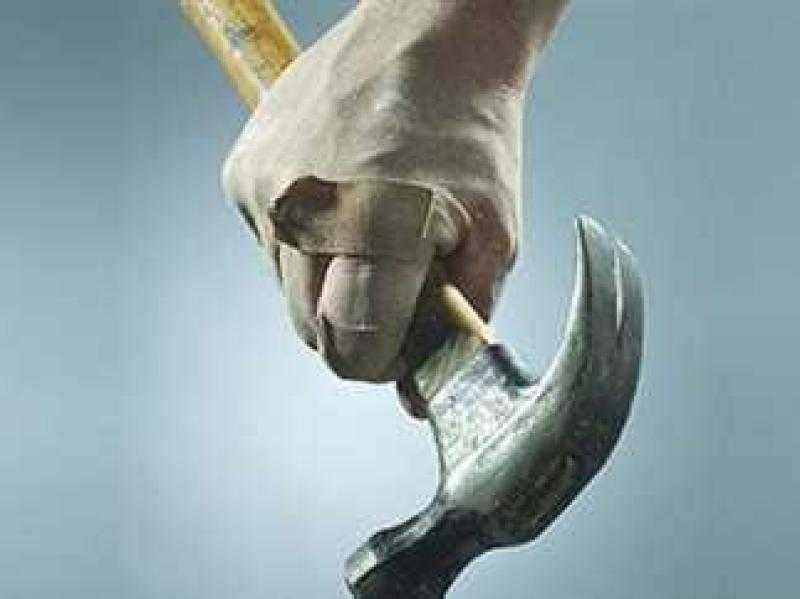 «ضربه بشاكوش» .. حبس المتهم بقتل شخص في الإسكندرية