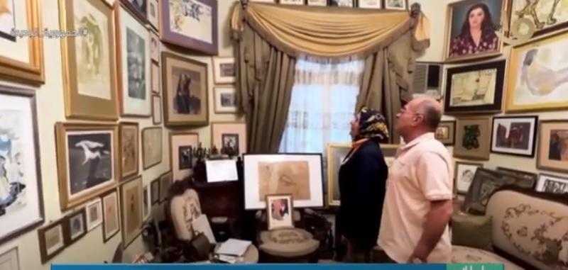 «قطع وتحف نادرة».. أسرة مصرية تحول منزلها إلى متحف خاص - فيديو