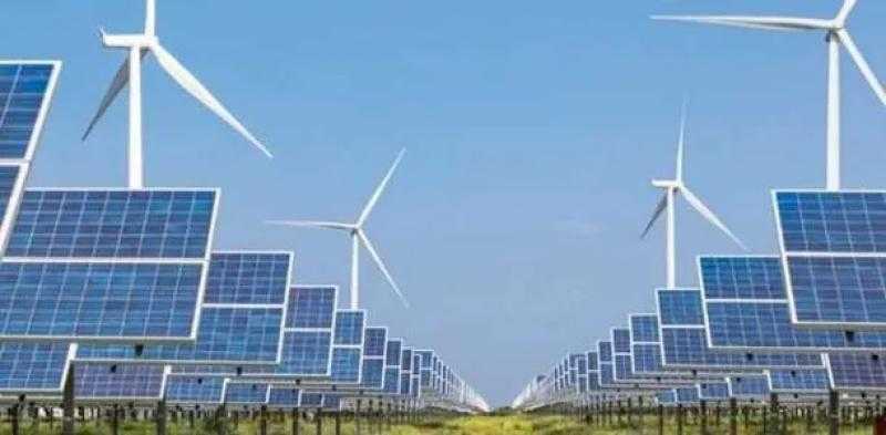 شاهد .. تعليق قوي لوزير الخارجية اليوناني عن مشروع نقل الطاقة الخضراء من مصر إلى أوروبا