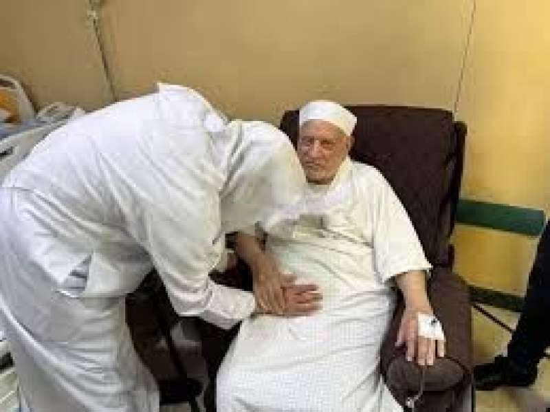 الدكتور أحمد عمر هاشم 