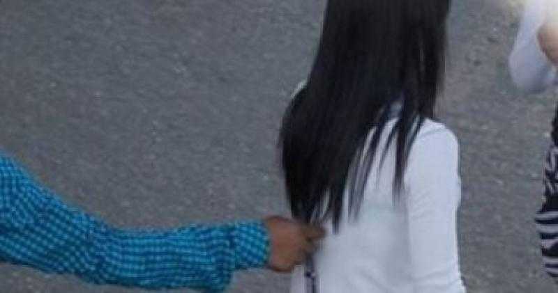 «لمسها والكاميرات صورته».. السجن عامين للمتحرش بمهندسة بالإسكندرية