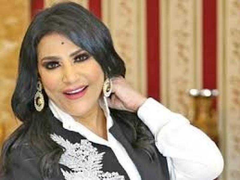 بدرية طلبة: «الناس بقت تعمل أي حاجة علشان تبقى تريند»