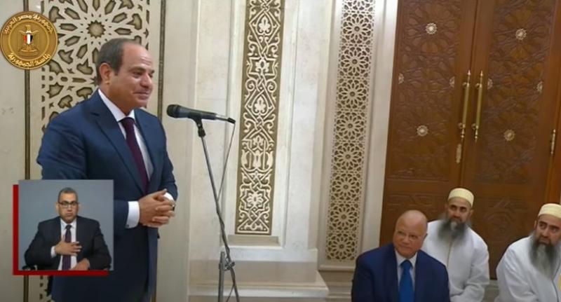 السيسي: تجديد أضرحة آل البيت ضمن خطة تطوير القاهرة التاريخية.. «فيديو»