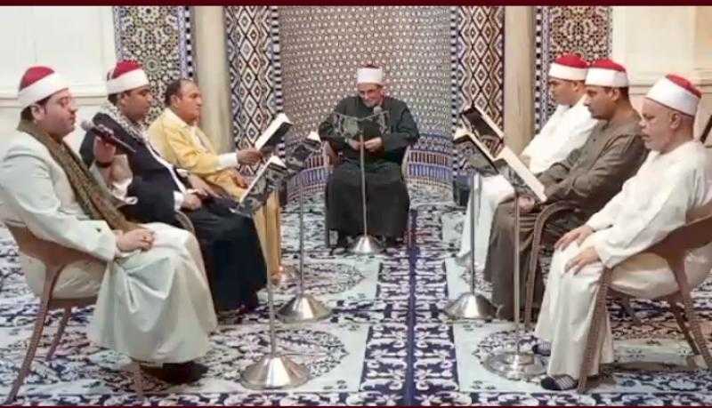 بث مباشر.. مقرأة كبار القراء من مسجد الإمام الحسين