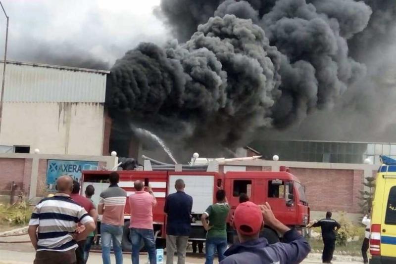 اندلاع حريق داخل مصنع ملابس ببولاق الدكرور