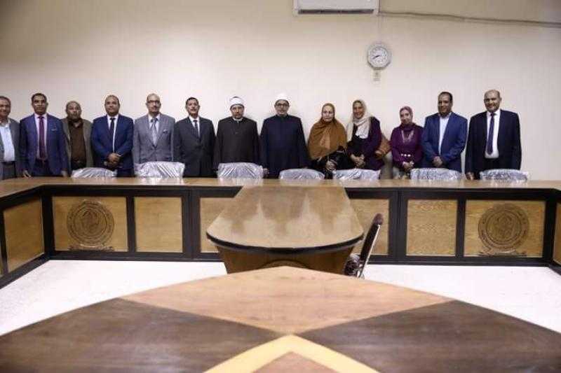 رئيس جامعة الأزهر يتفقد مركز ضمان الجودة والتدريب بأسيوط