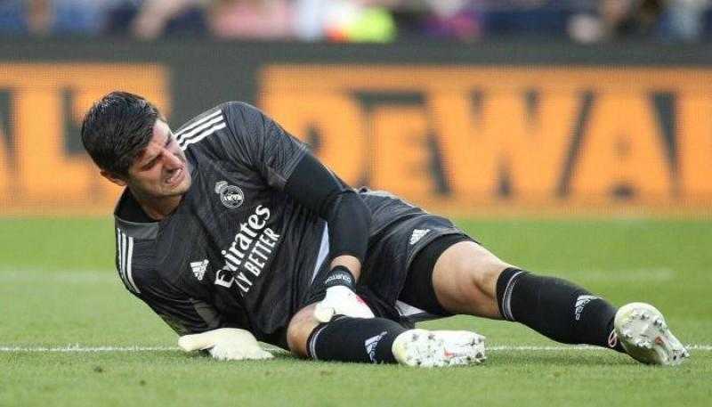 عاجل | إصابة كورتوا حارس ريال مدريد بقطع في الرباط الصليبي