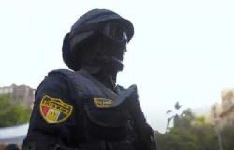 ضبط شخص أنشأ محطة بث تليفزيوني لاسلكية بالفيوم