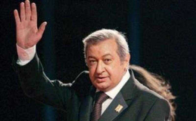 بلاغ يتهم ابنتي نور الشريف بالاستيلاء على مليون جنيه مقدم لشراء أرض